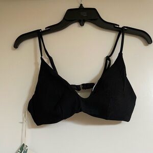 BNWT Maaji bikini top reversible L